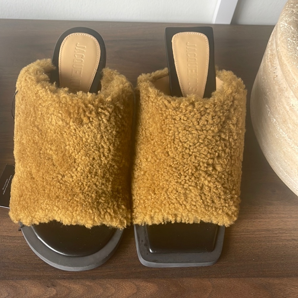 Jacquemus Sherling Heels